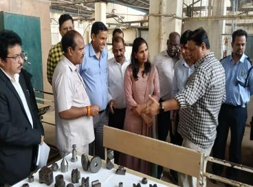 Director, TTE visited ITI (W) Vivek Vihar and ITI Shahdara.